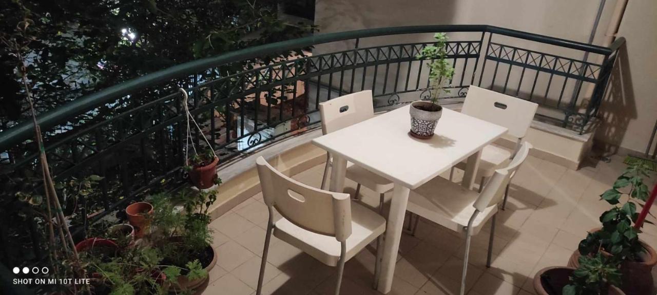 Pylaia Comfortable Apartment 2 Thessaloniki Exterior foto